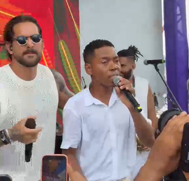 Fã surpreende Felipe Pezzoni ao cantar sucesso do arrocha em evento esportivo em Salvador; veja vídeo