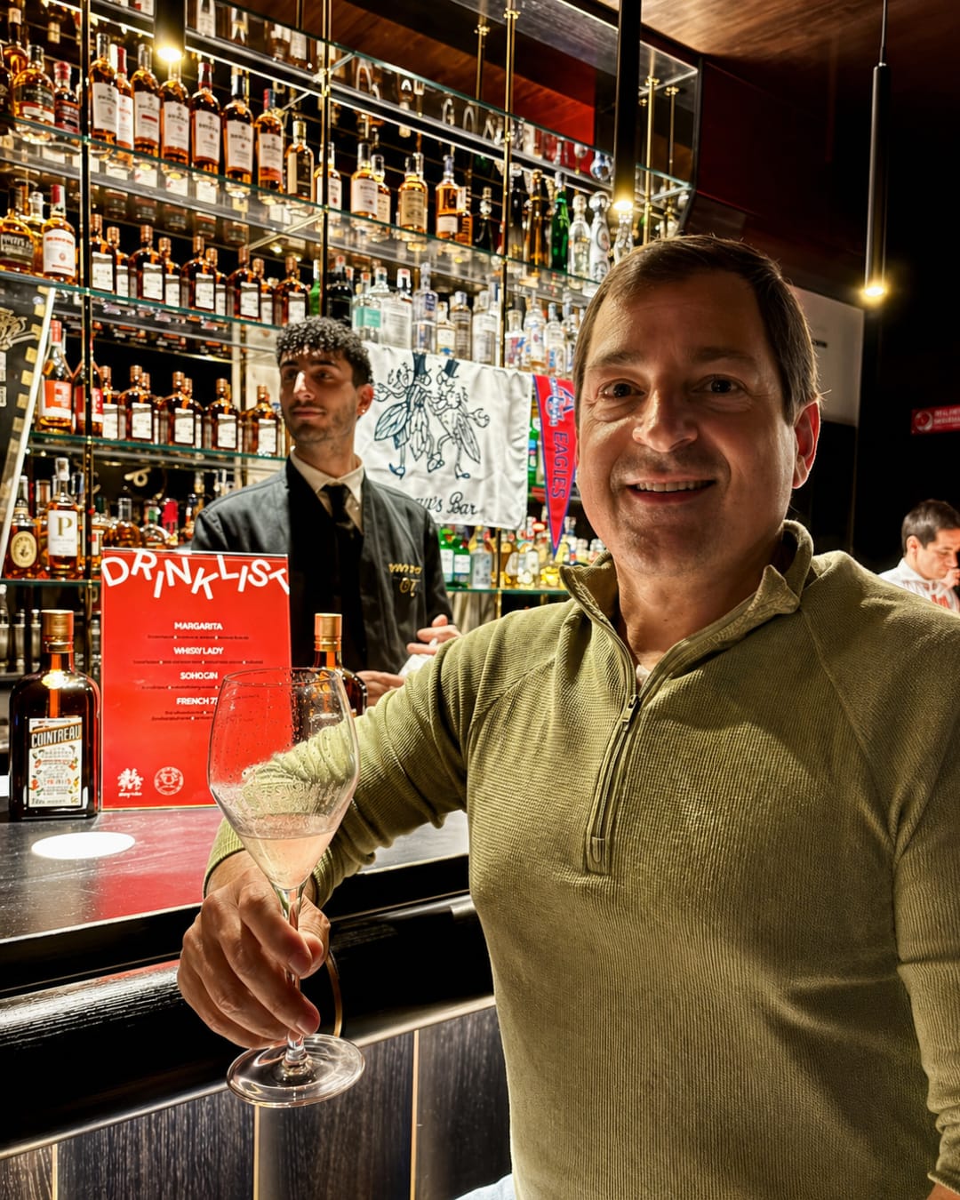 Empresário do Clube Bar participa de imersão global com Cointreau e bares icônicos em Roma