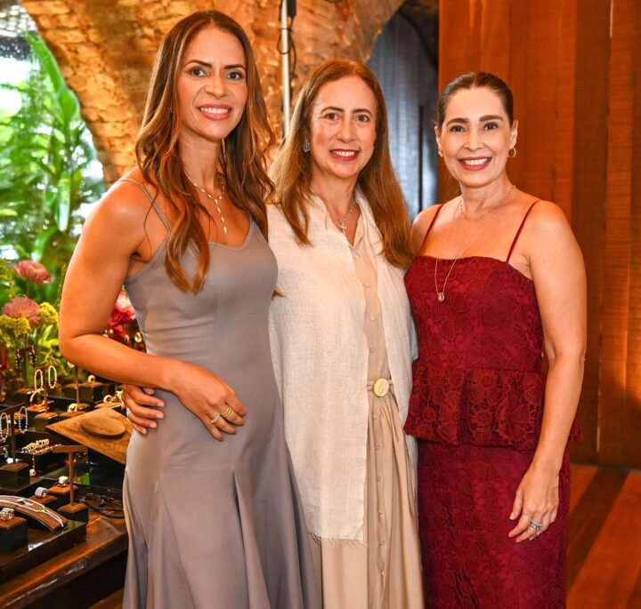 Carla Amorim inicia celebração de 35 anos e lança coleção durante almoço em Salvador; veja fotos