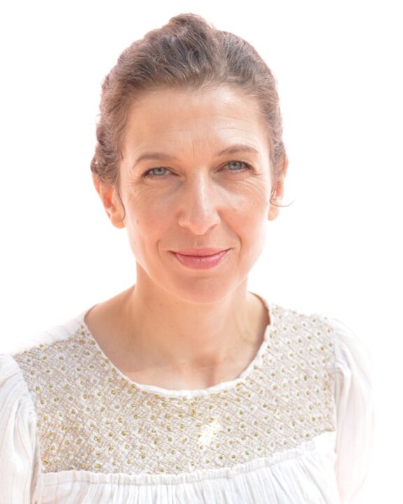 “Malária”: Escritora alemã radicada na Bahia lança romance premiado em Salvador