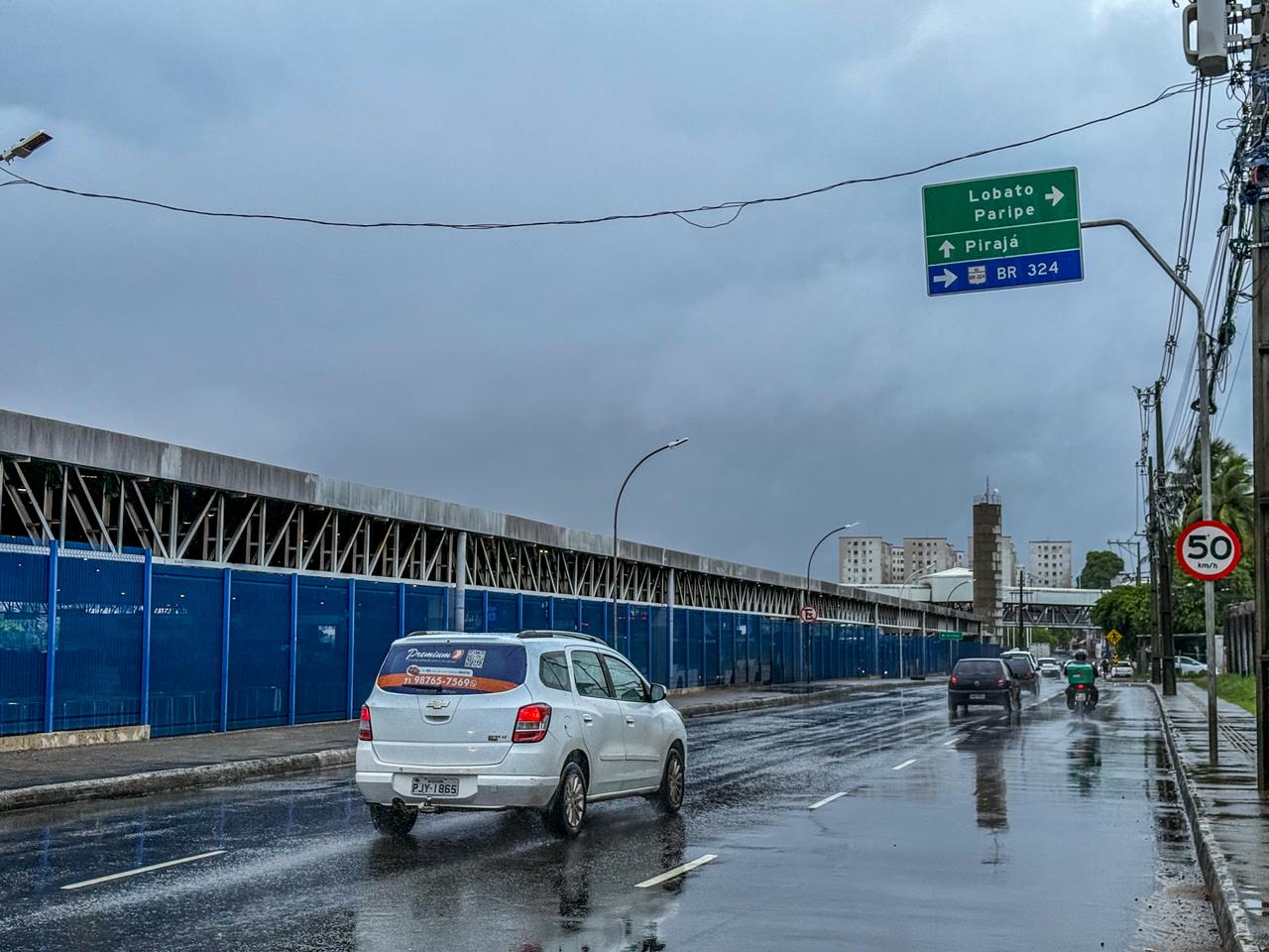 Mesmo com chuva nos últimos dias, maio deve terminar abaixo da normal climatológica em Salvador