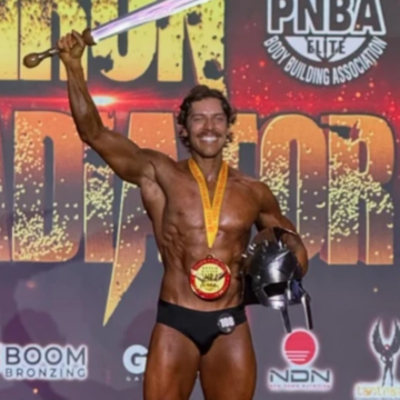 Conheça Joseph Baena, filho de Arnold Schwarzenegger que se destaca no fisiculturismo