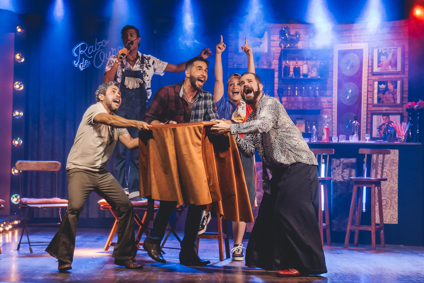 Espetáculo musical que celebra o arrocha ganha nova temporada em Salvador