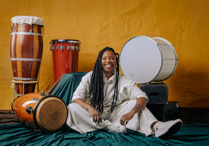 Percussionista baiana leva força da música afro-brasileira para o Festival Farrufest, na Espanha