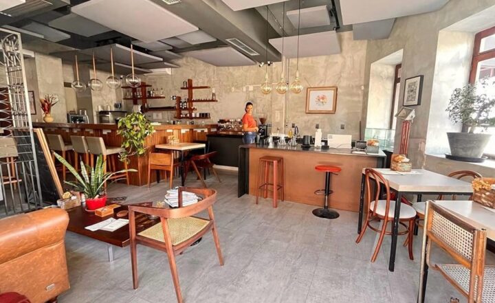 Rio Vermelho ganha espaço de cafés especiais dentro de restaurante premiado