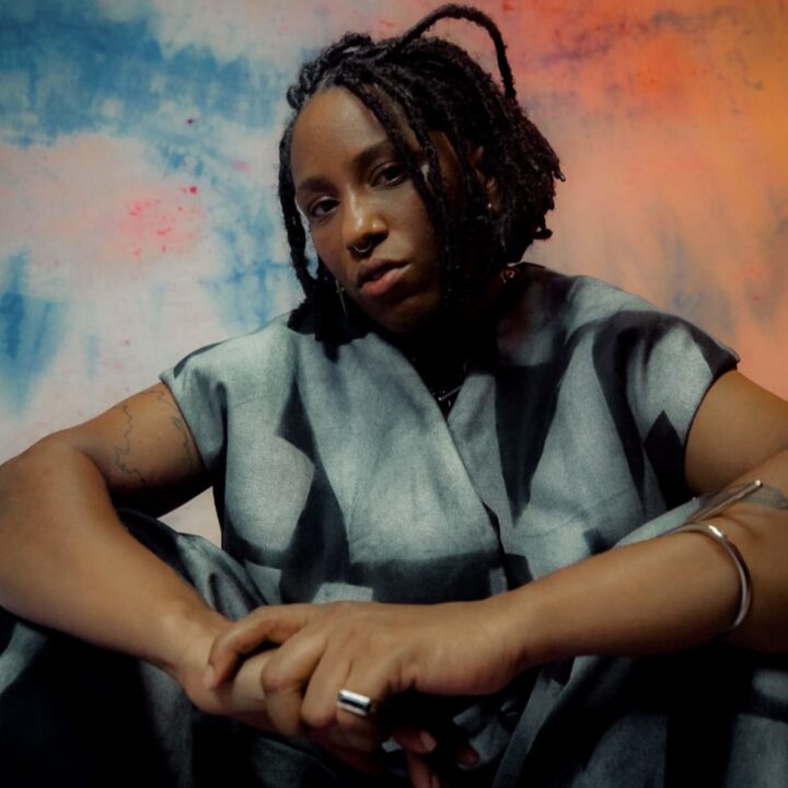 Mahmundi anuncia show da turnê ‘Bem-Vindos de Volta’ em Salvador