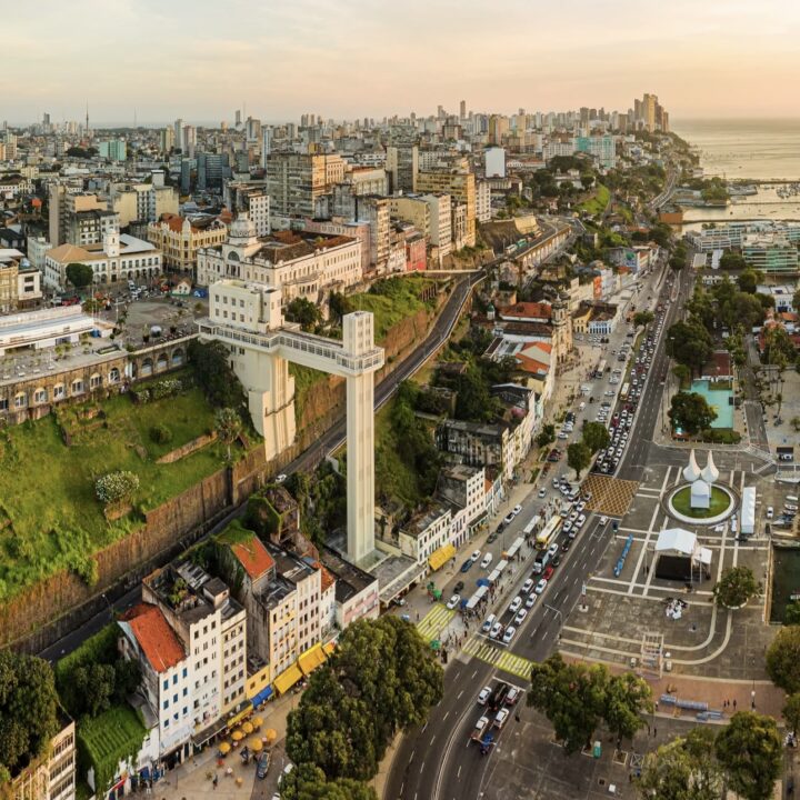 Salvador lidera geração de empregos no Nordeste e cria mais de 5,6 mil vagas em março de 2026