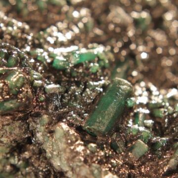 Esmeralda baiana de 142 kg vai a leilão com lance inicial de quase R$ 80 milhões