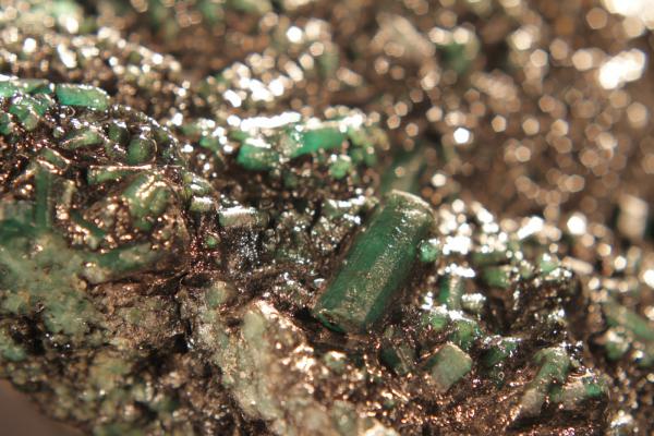 Esmeralda baiana de 142 kg vai a leilão com lance inicial de quase R$ 80 milhões