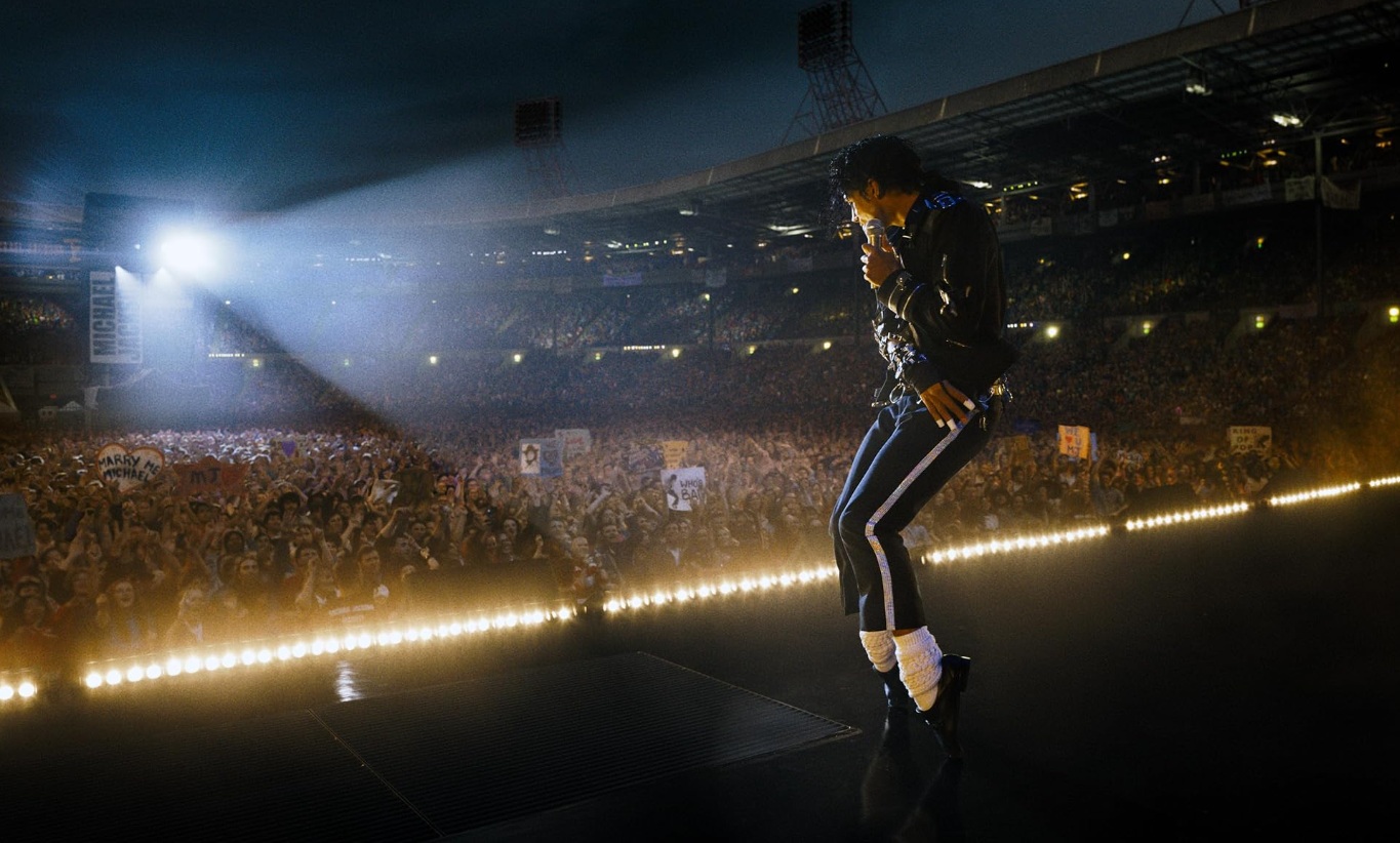 Filme de Michael Jackson estreia com mais de US$ 200 milhões, apesar de críticas