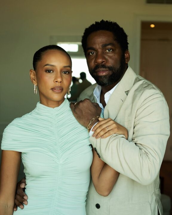 Taís Araujo estreia espetáculo inédito e ganha homenagem de Lázaro Ramos: “Apaixonada e corajosa”