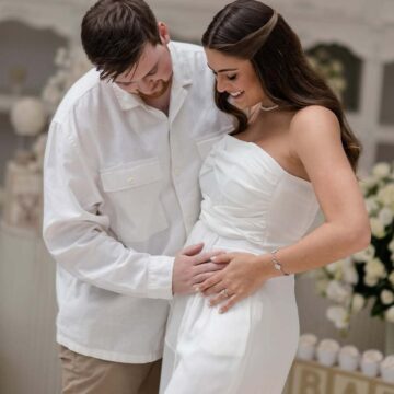 Grávida, filha de Elaine Mickely e César Filho revela nome do bebê: “Nosso reizinho”