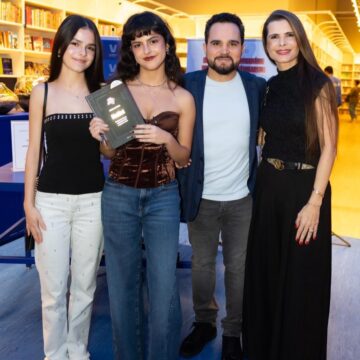 Filha de Luciano Camargo ganha homenagem do pai após lançamento do primeiro livro: “Orgulho que não cabe no peito”