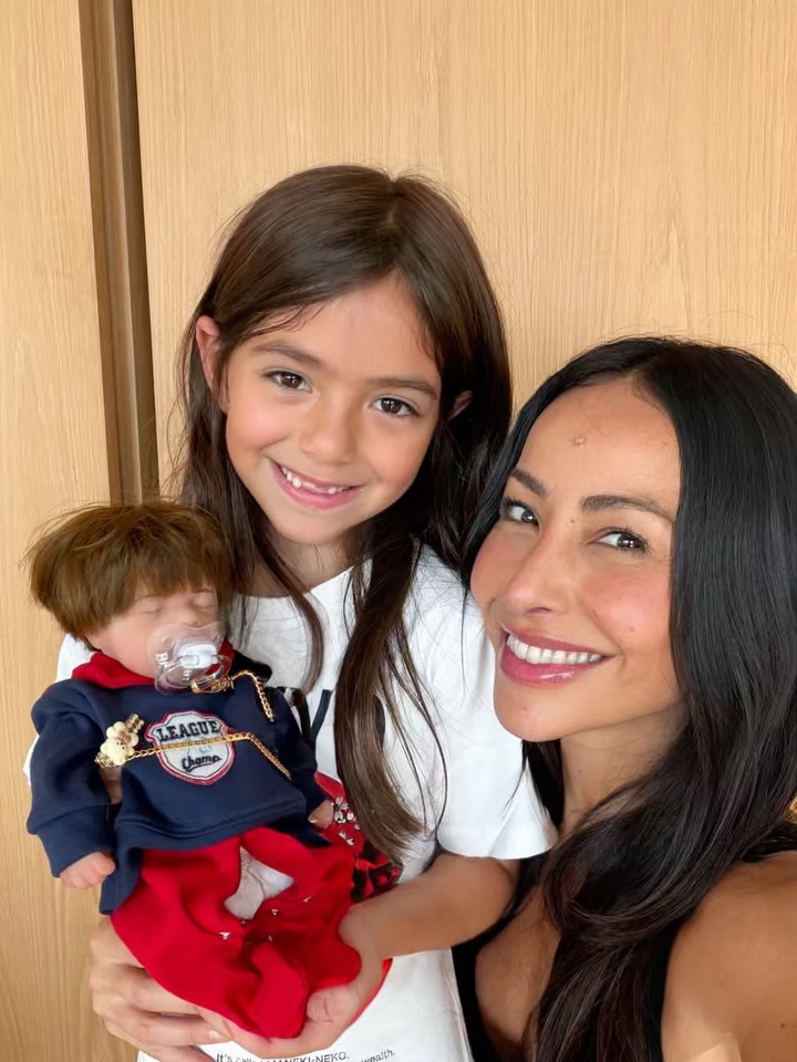 Sabrina Sato compartilha áudios divertidos da filha Zoe: “Estou falando sério, mãe”