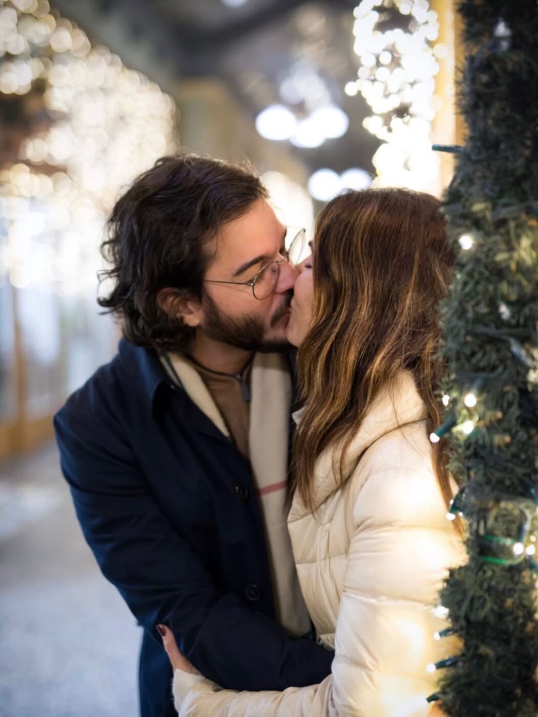 Fátima Bernardes e Túlio Gadêlha compartilham cliques românticos para comemorar o Dia do Beijo