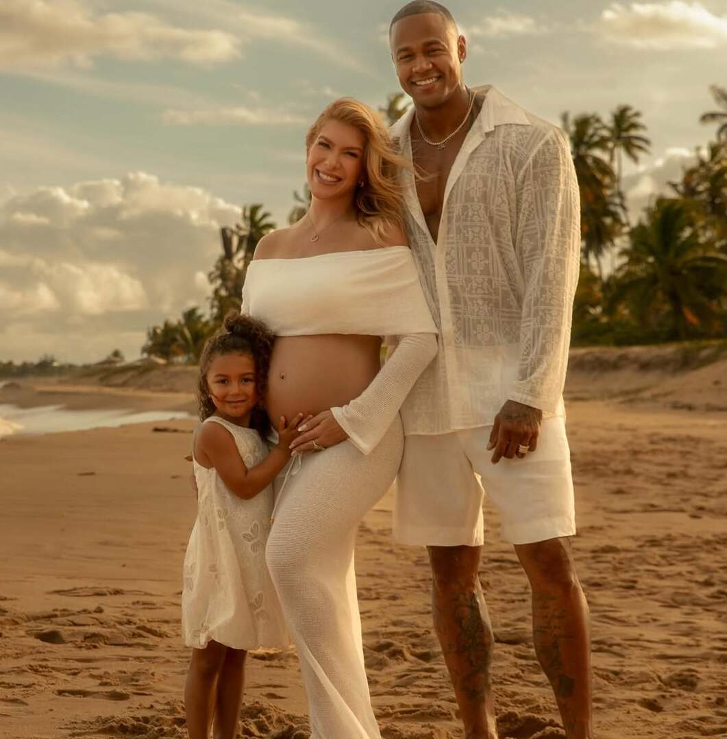 Léo Santana completa 38 anos e ganha homenagem especial de Lore Improta: “Mudou a minha vida”