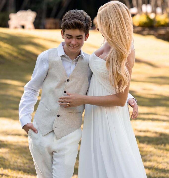 Ana Hickmann compartilha cliques exclusivos com o filho e brinca: “Ursinho”