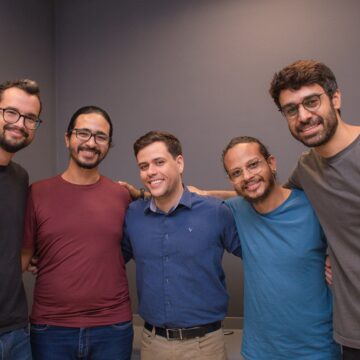 Empresa criada por ex-alunos da UFBA fatura R$ 15 milhões e vira referência nacional em dados jurídicos