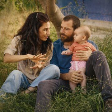 Premiado no Goya, filme espanhol “Surda” divulga trailer e confirma estreia em maio