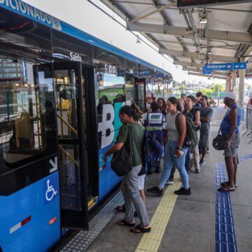 Prefeitura testa linha estendida do BRT Salvador para evento na Fonte Nova nesta sexta-feira (3)