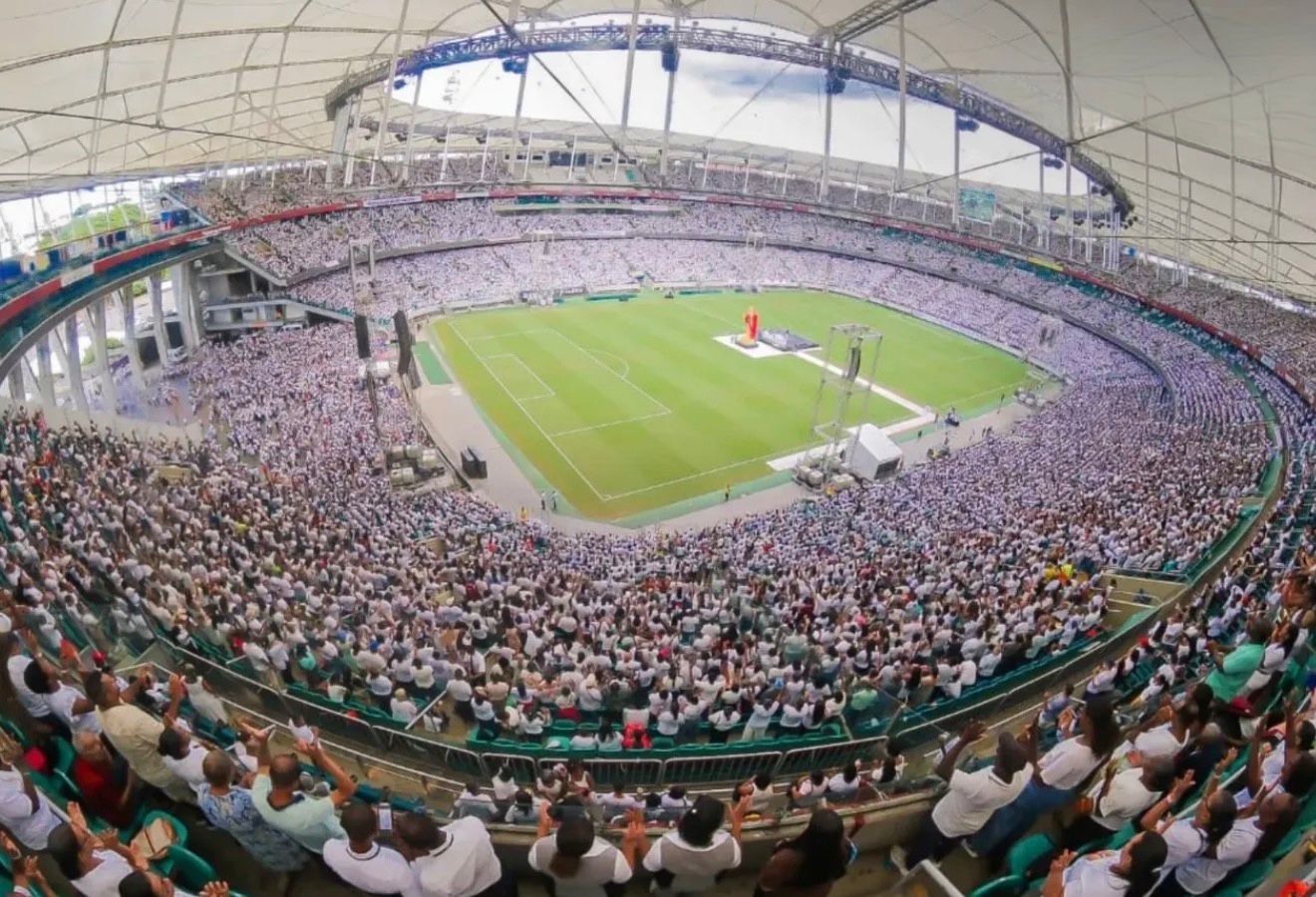 Evento da Igreja Universal reúne milhares de fiéis na Sexta Santa em Salvador