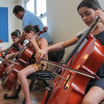 Jovens brasileiros lideram consumo de música clássica no mundo, aponta estudo