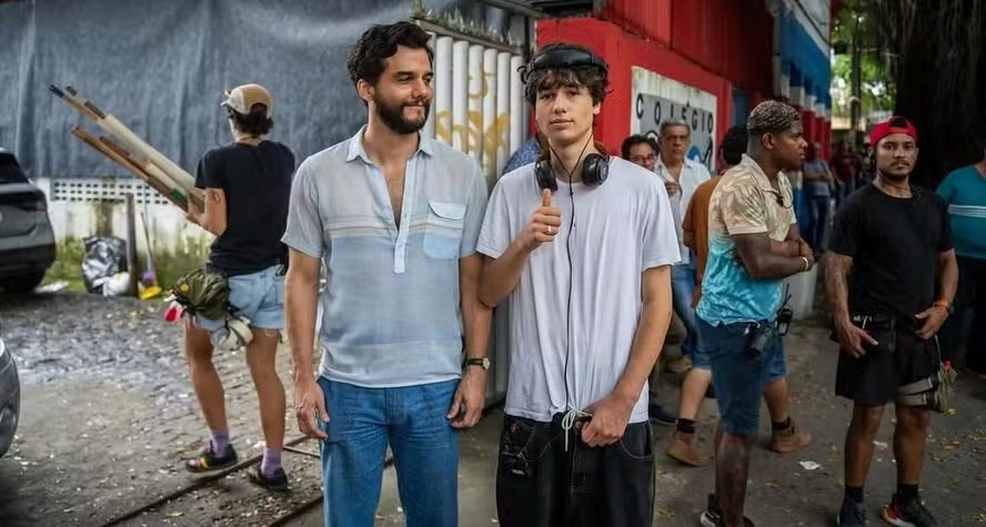 Discreto, filho de Wagner Moura aparece nas redes sociais e causa comoção: ‘Tem o molho do pai’