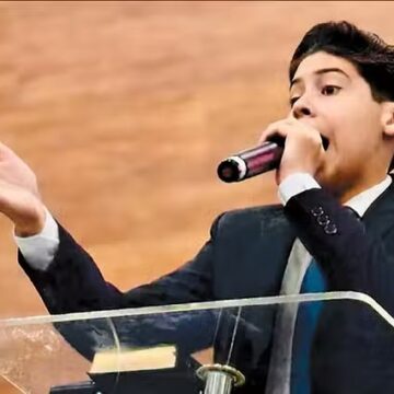 Fenômeno na web, pastor mirim Miguel Oliveira participa de evento solidário em Salvador