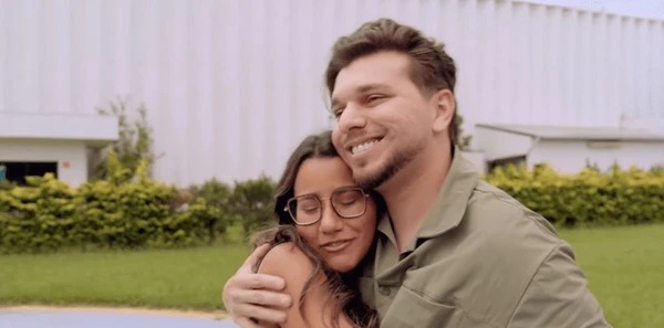 Casal de Feira realiza sonho no ‘Fábrica de Casamentos’ do SBT; confira