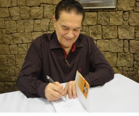 Primeiro livro póstumo de Divaldo Franco será destaque na Bienal do Livro Bahia