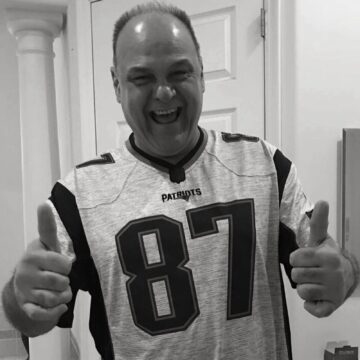 Despedida de Oscar Schmidt será restrita à família, diz assessoria