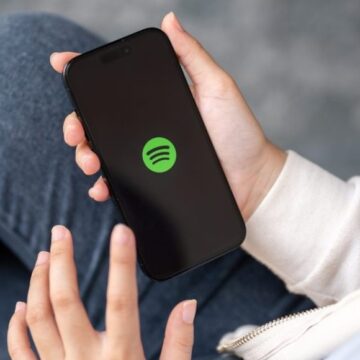 Produção brasileira marca presença no Top 20 Global de podcasts mais ouvidos do Spotify