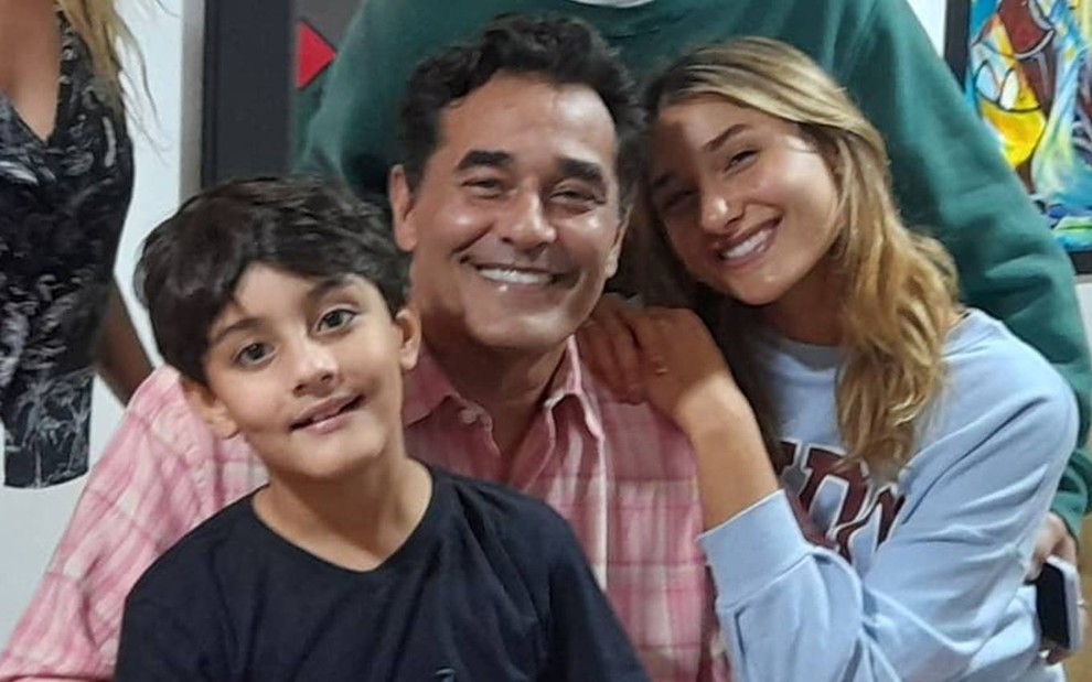 Luciano Szafir fala sobre ganhar um neto, filho de Sasha: ‘Que a Xuxa não me escute’