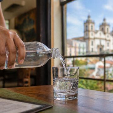 Projeto quer obrigar bares e restaurantes a oferecer água gratuita aos clientes