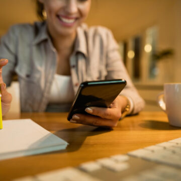 Governo prepara app gratuito para aprender inglês e espanhol; saiba detalhes