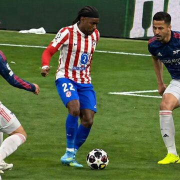 VÍDEO Atlético de Madrid 1×1 Arsenal: pênaltis, polêmica com VAR e a semifinal segue aberta