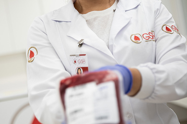 Banco de Sangue de Salvador faz apelo por doações durante feriado do Dia do Trabalhador