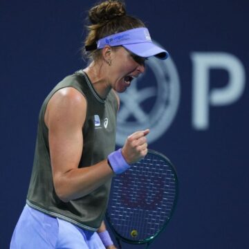 Bia Haddad vence em Oeiras e encerra jejum na chave principal