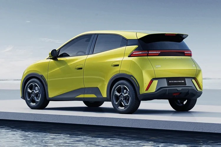 BYD Dolphin Mini é o carro mais vendido do Brasil e faz história entre elétricos