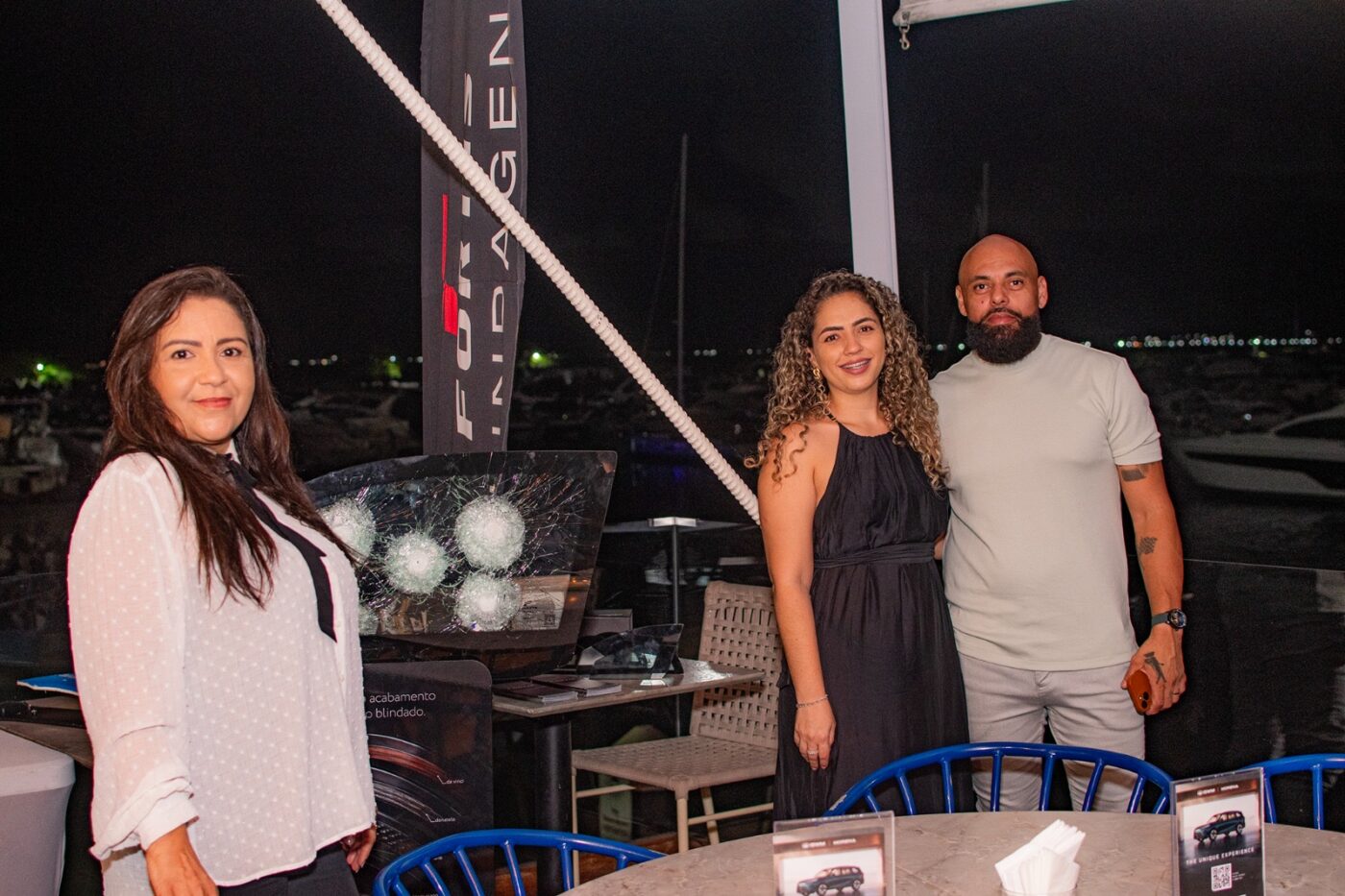 Luiza Aguiar, Jessica Urpia e Gilberto Silva