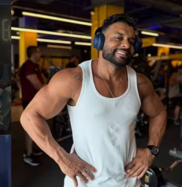 Cantor baiano famoso por hit sofre AVC e é internado em Salvador