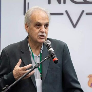 Quem é o cientista brasileiro que virou conselheiro do papa