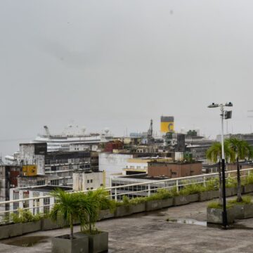 Bahia terá fim de semana com chuva no litoral e calor de até 36°C no interior; veja previsão