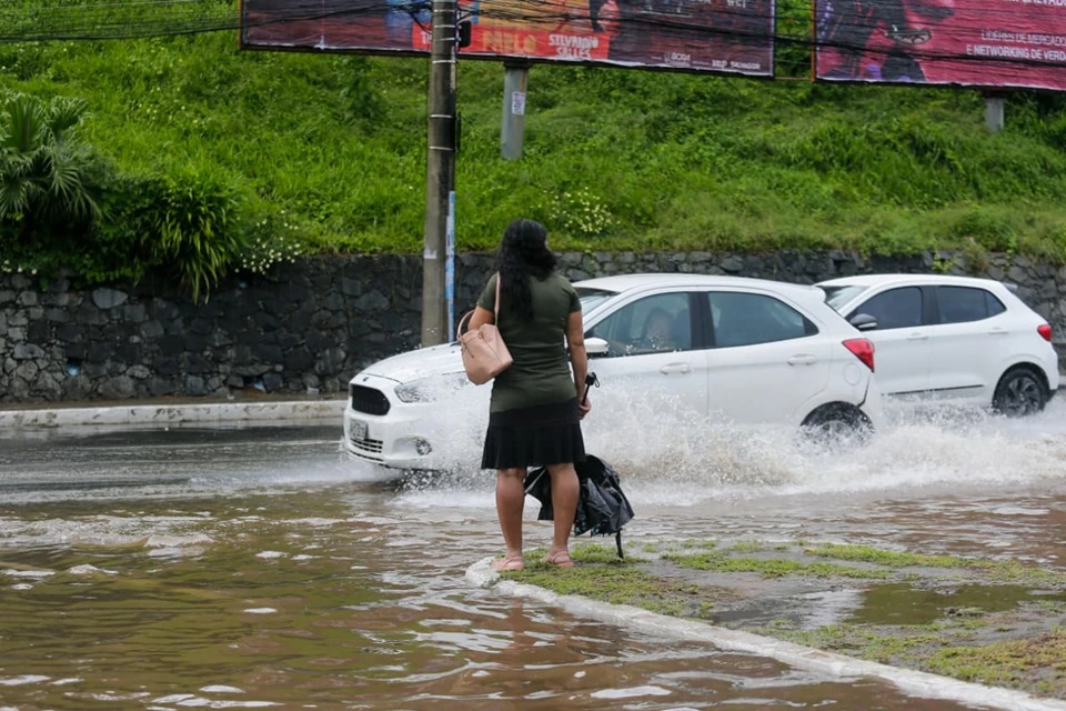 Super El Niño: fenômeno ameaça Salvador com chuvas recordes a partir de maio