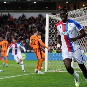 Crystal Palace bate Shakhtar e abre vantagem na semifinal da Conference League
