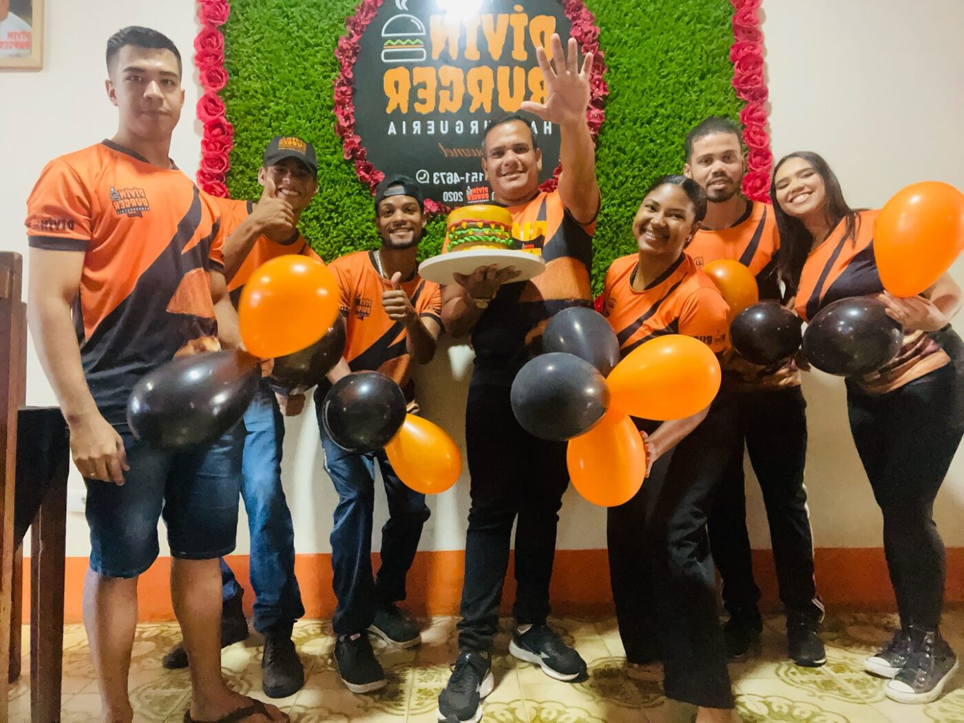 Conheça hamburgueria no interior da Bahia visitada por Luciano Huck