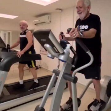 Aos 75 anos, Jaques Wagner compartilha treino com Lula e diverte seguidores: ‘Se não postar, não cresce!’