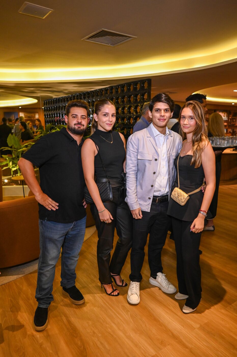 João, Nina, Luis Guilherme Guimarães e Pietra Lemos