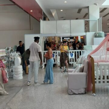 Feira de produtos para bebês movimenta shopping de Salvador com itens a partir de R$ 1,50