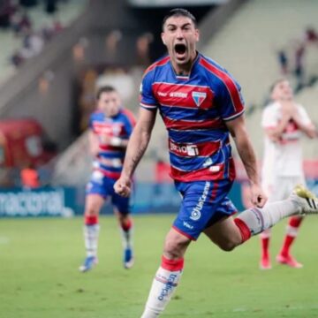 Fortaleza reage, vira sobre o CRB e larga na frente na Copa do Brasil